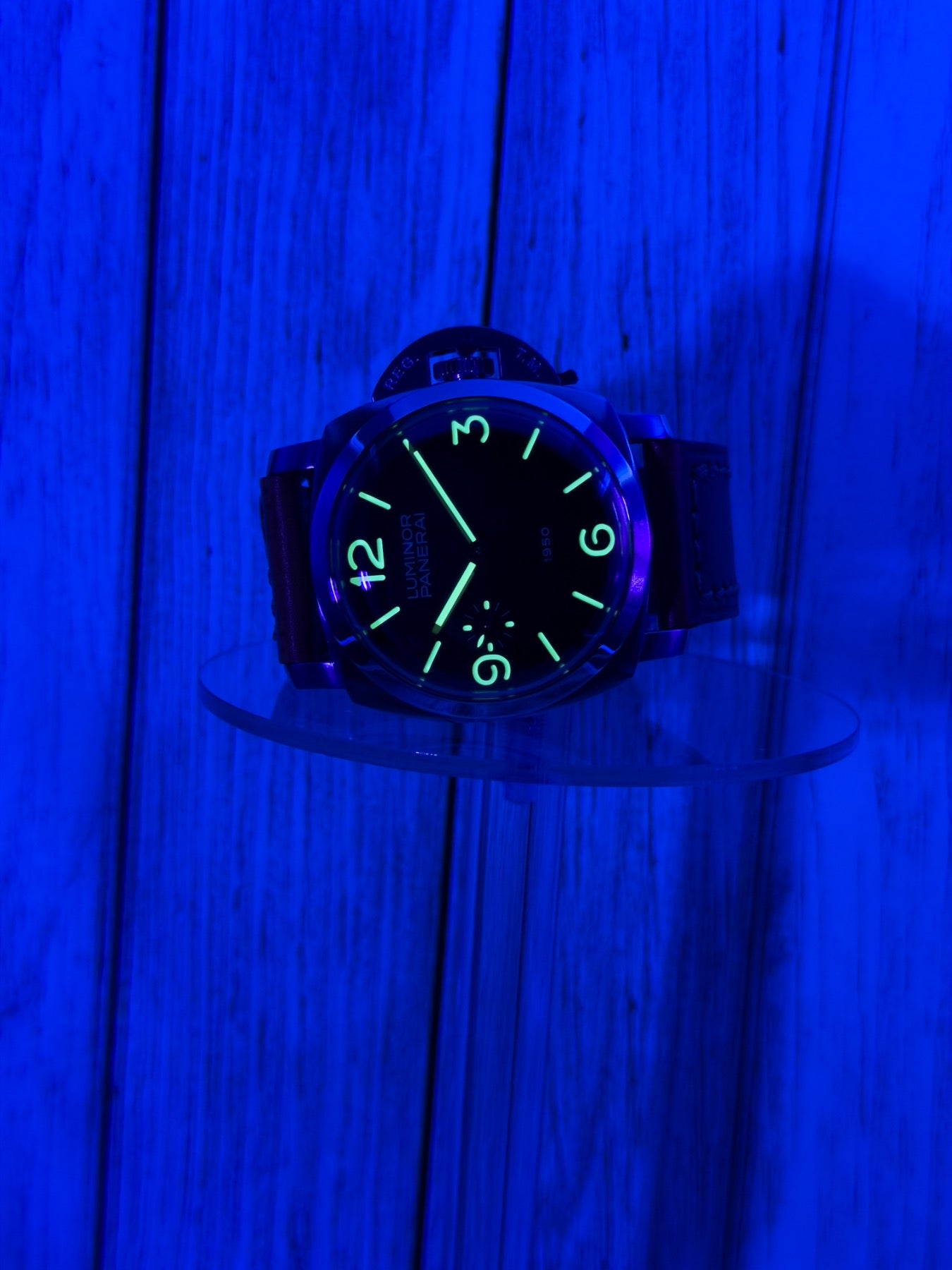 2003 Panerai Luminor 1950 "Fiddy" 47MM Black Dial Leather Strap (PAM00127)